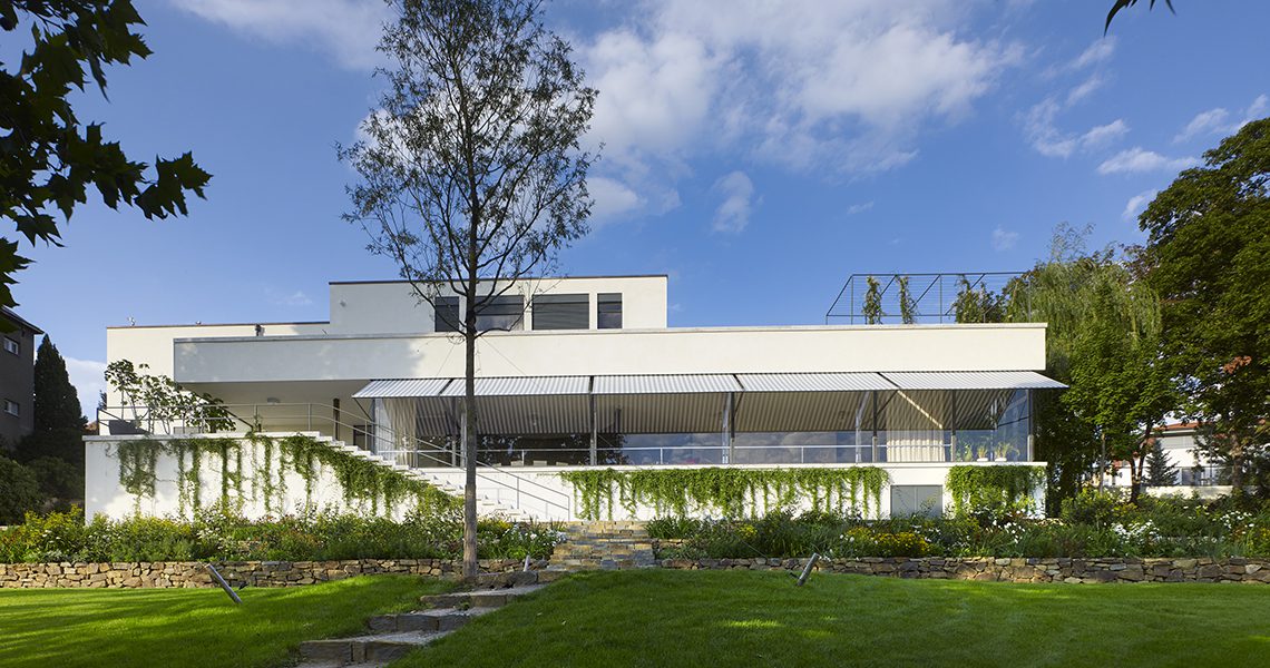 Villa Tugendhat, Garden view