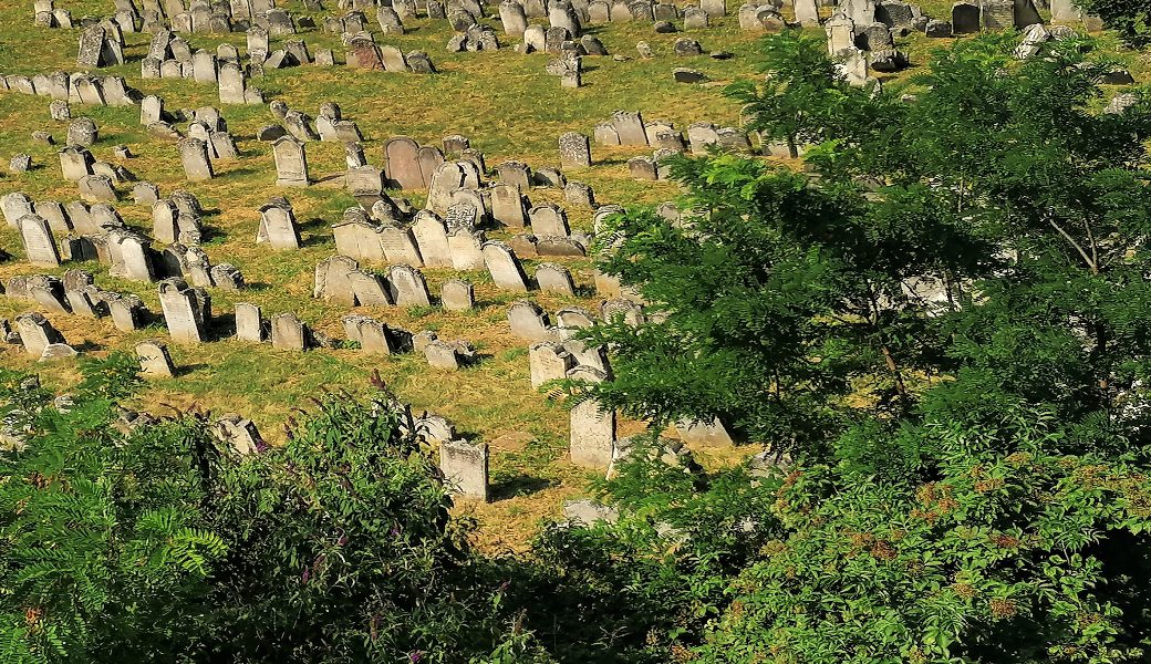 old cemetry 2 (1)