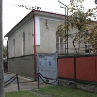 1024px-Sukhumi_Synagogue 1024px-Sukhumi_Synagogue