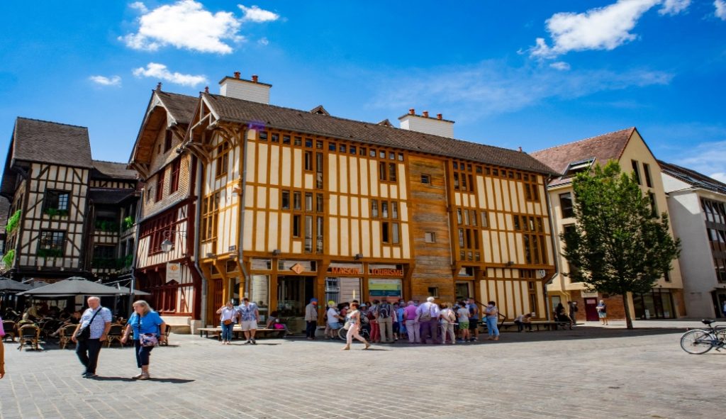 Troyes-Tourism-Office©-A.-Lallemand-Troyes-La-Champagne-Tourisme-0781-1-1024x591